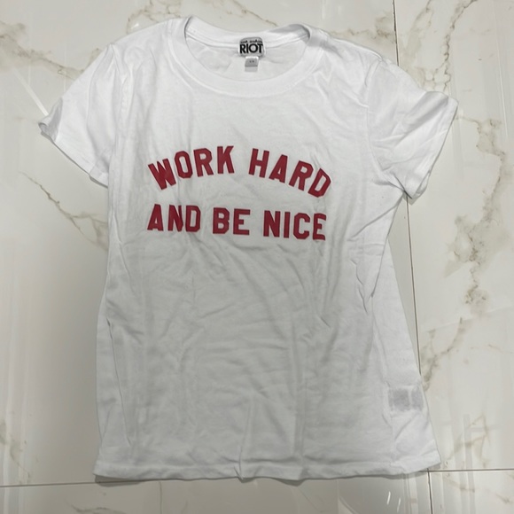 Sub urban Riot Tee - Picture 1 of 1